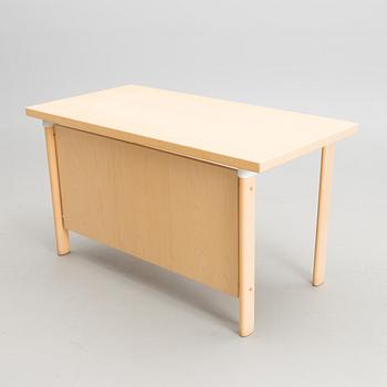 A 1990s working desk for Artek.