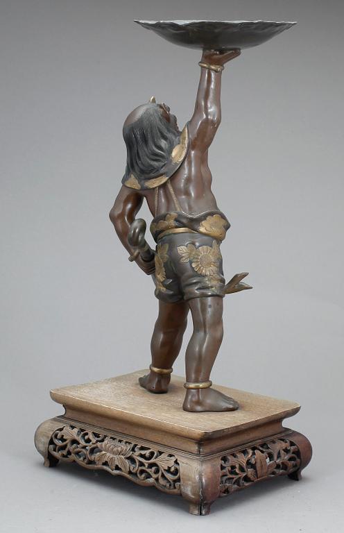 FIGURIN, patinerad metall, Japan, 1900-tal.