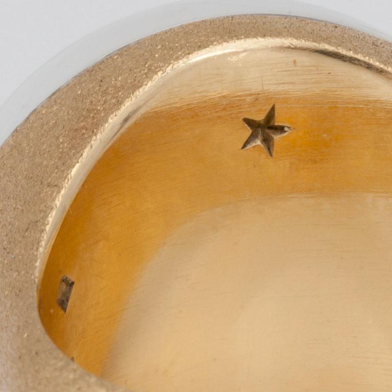 RING, H.Stern från "the golden stones collection" med cabochonslipad bergkristall.