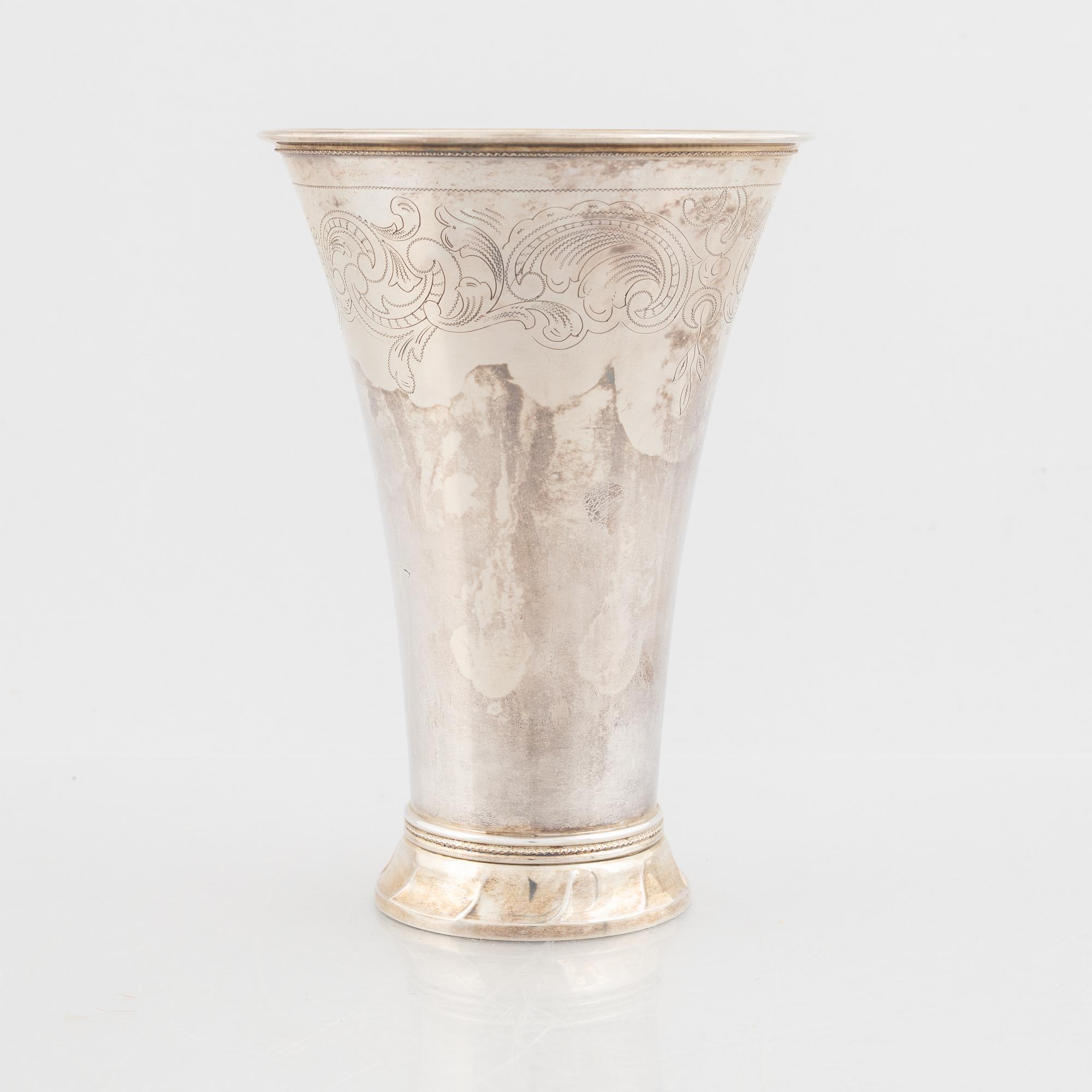 A Swedish silver beaker, mark of JL Hultman, Stockholm 1936.