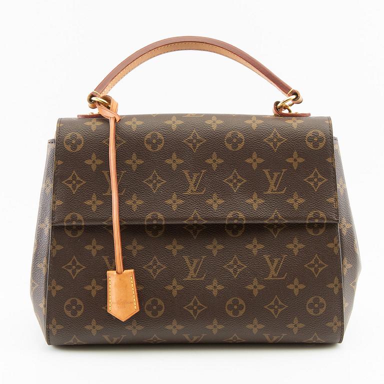 Louis Vuitton,.