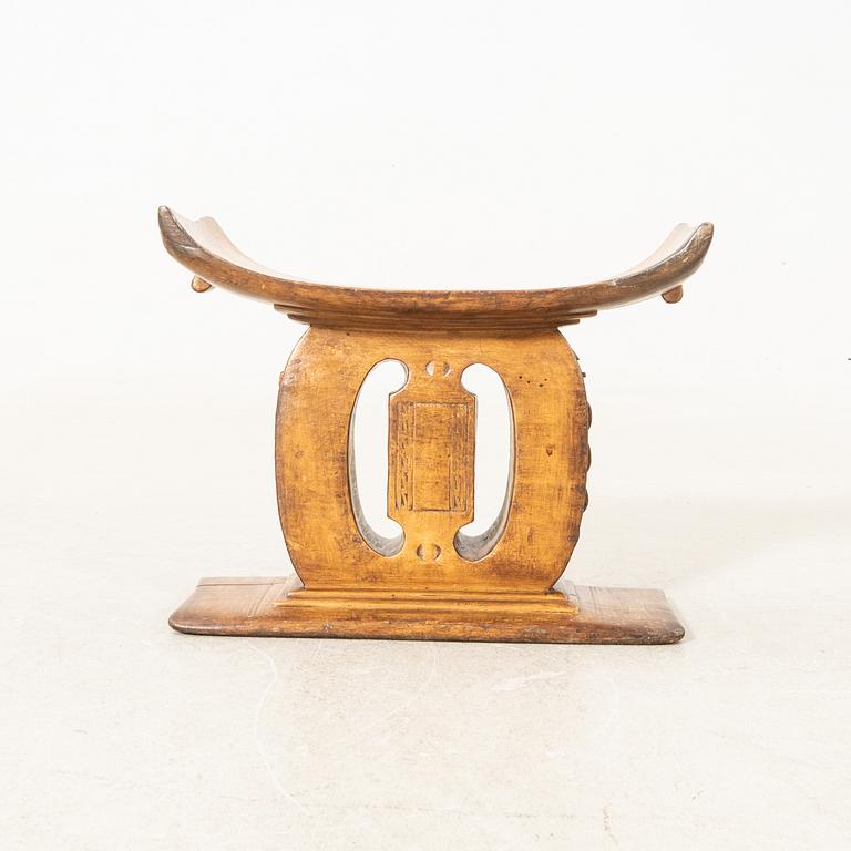 Chair, Ashanti, Ghana, mid-1900s.