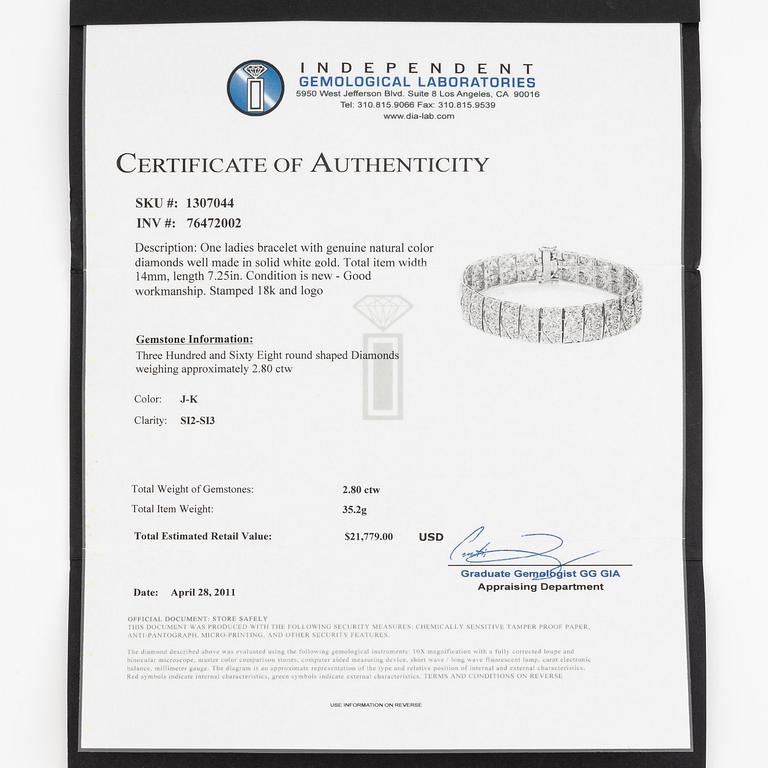 Bracelet, 18K white gold and brilliant-cut diamonds.