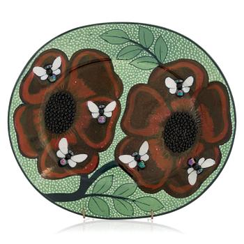 Birger Kaipiainen, a stoneware decorative dish signed Kaipiainen.