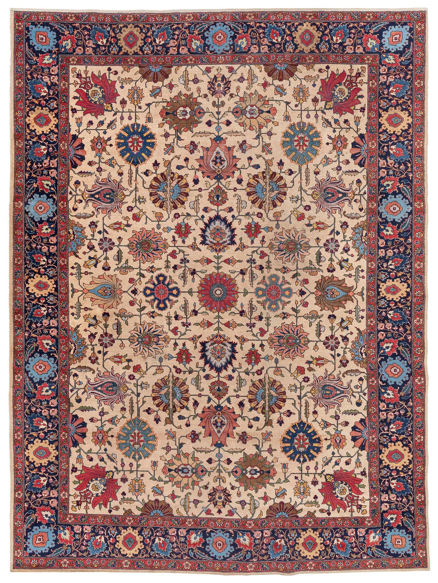 Matta, antik Täbris, Nordvästra Persien, ca 370 x 277 cm.