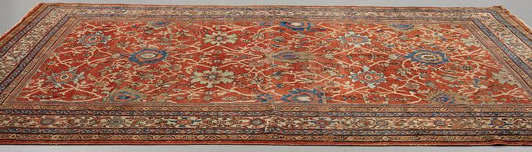 Matta, antik Mahal, Ziegler-mönster, ca 371,5-374,5 x 265-266 cm (samt en kortsida med lite slätväv).