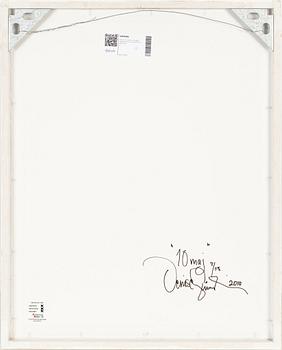 Denise Grünstein, fotografi signerad och numrerad 8/75 a tergo.