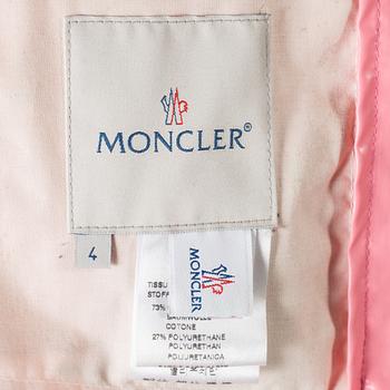 RAIN COAT, Moclaer, size 4.