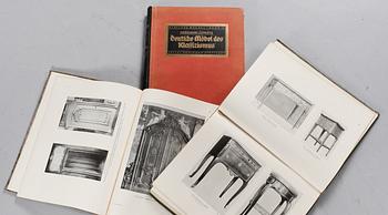 MÖBEL- OCH INREDNINGSLITTERATUR, 17 delar, 1900-tal.