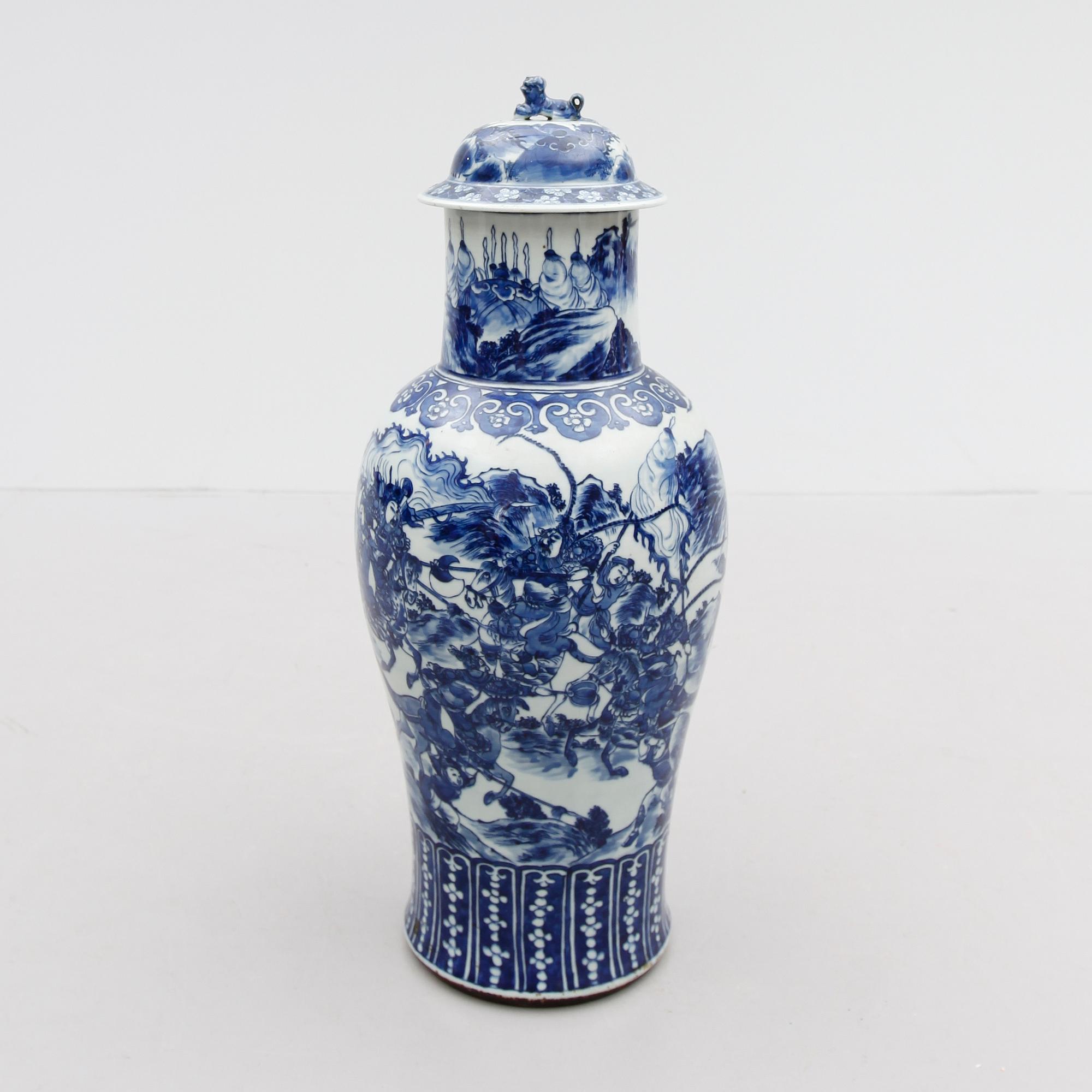 LOCKURNA, porslin, Kina, 1800-tal.