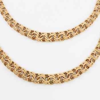 Necklace, 18K gold.