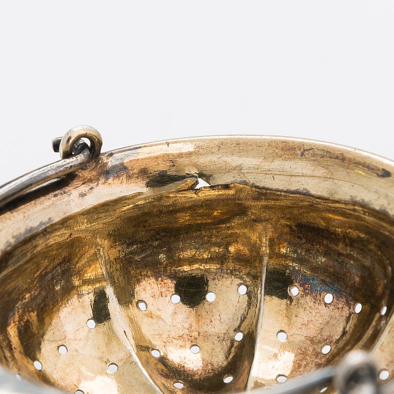 Four Finnish silver tableware objects, maker's marks of Viktor Aarne, O.R. Mellin, and others, 1861-1930.