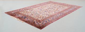 SEMI-ANTIQUE SILK KASHAN. 317 x 209,5 cm.