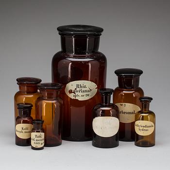 APOTEKSBURKAR, 8 st, glas, tidigt 1900-tal.