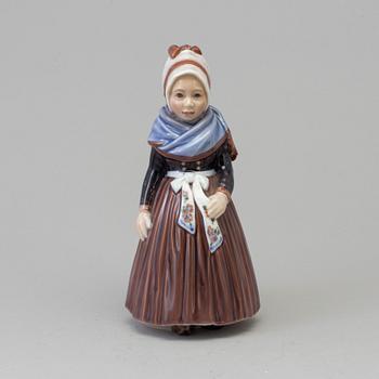 A Dahl Jensen 'Lilla Fänöflickan' porcelain figure, Denmark, mid 20th century.