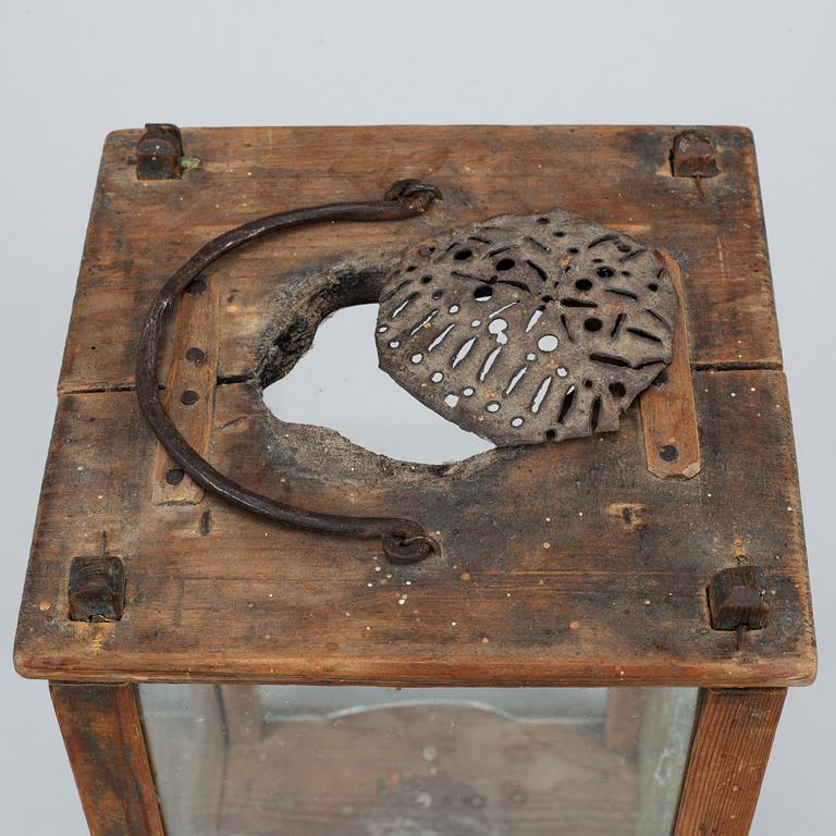A lantern, 18th/19th century.