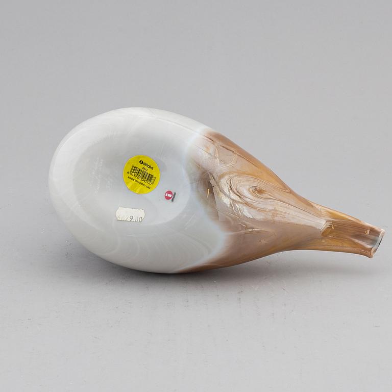 OIVA TOIKKA, glass sculpture, "Valkoposkihanhi", Nuutajärvi Notsjö Pro Arte, Iittala, signed, edition 395/2000.