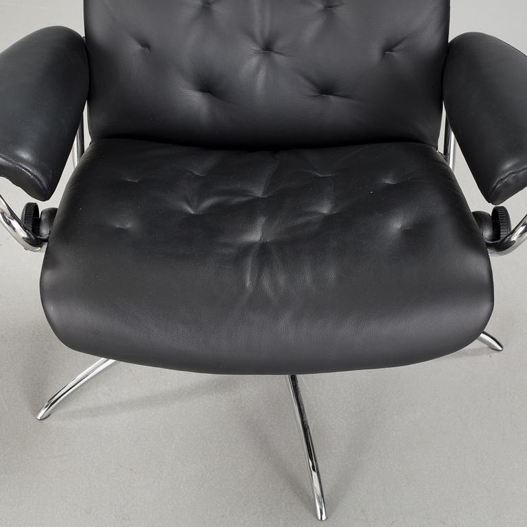 FÅTÖLJ samt FOTPALL, "Stressless Metro", Ekornes, Norge, 2000-tal.