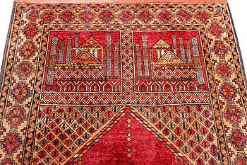 A silk Beluch rug, c. 124 x 81 cm.