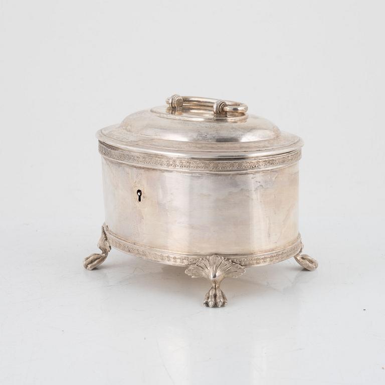 G Möllenborg, sockerskrin, silver, gustaviansk stil, Stockholm 1894.