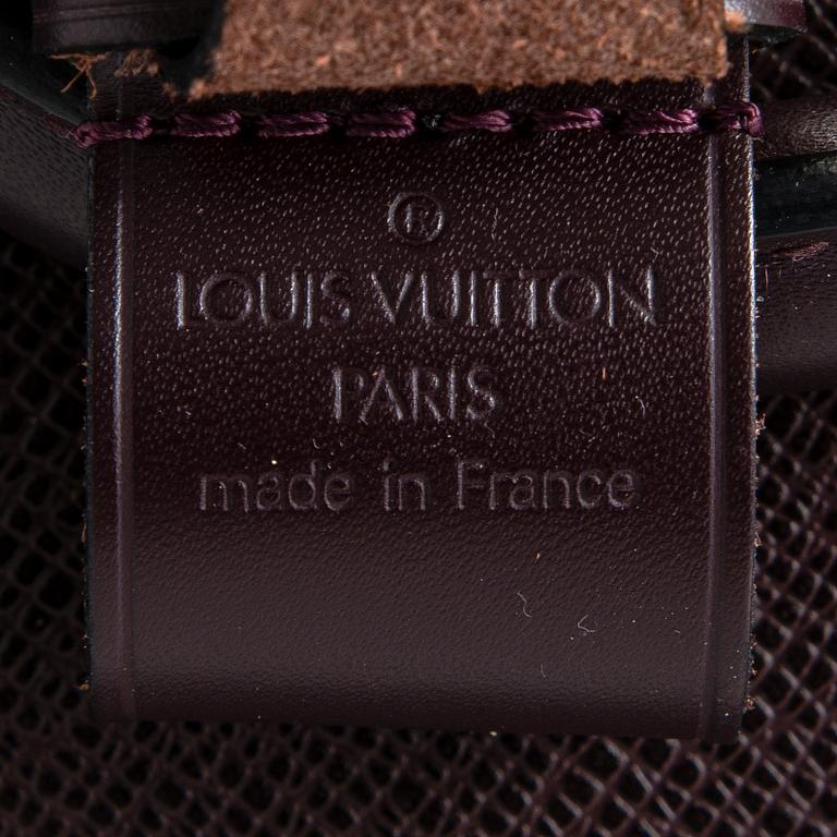 Louis Vuitton, "Taiga Kendall PM", väska.