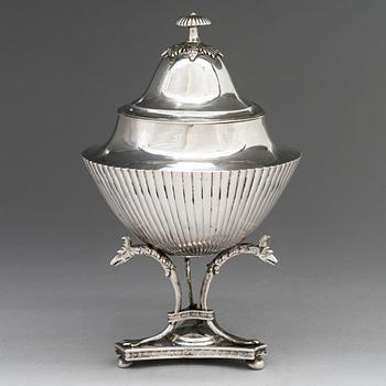 A footed Empire style sugar bowl, maker's mark of Johan Zettersten, Lovisa Finland 1826.