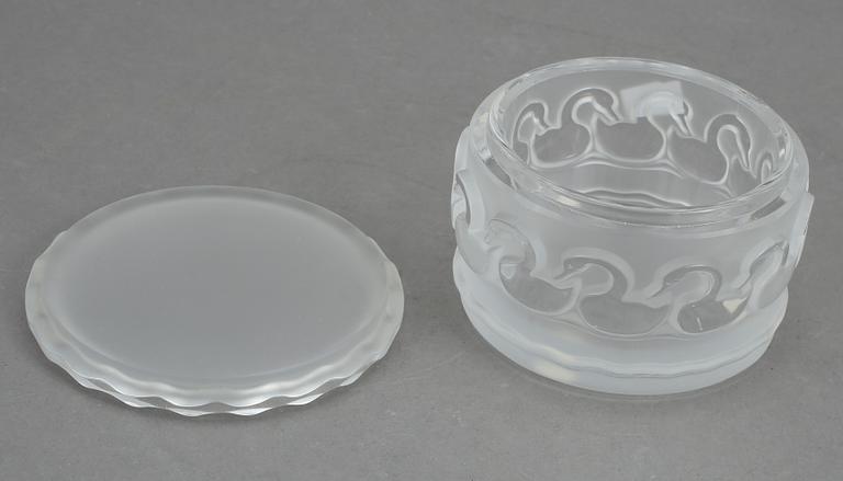 SKÅL MED LOCK, glas, Lalique, Frankrike, efter 1978.