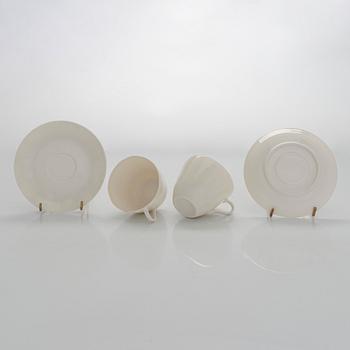 Eight coffee cups with saucers, Friedl Holzer-Kjellberg, Arabia late 1950s, and 7 side plates.
