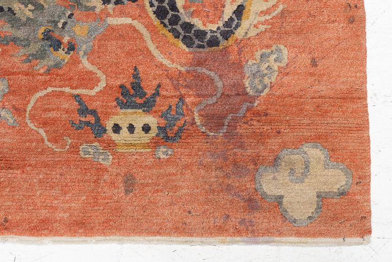 Rug, Old Tibet, approx. 83 x 91 cm.