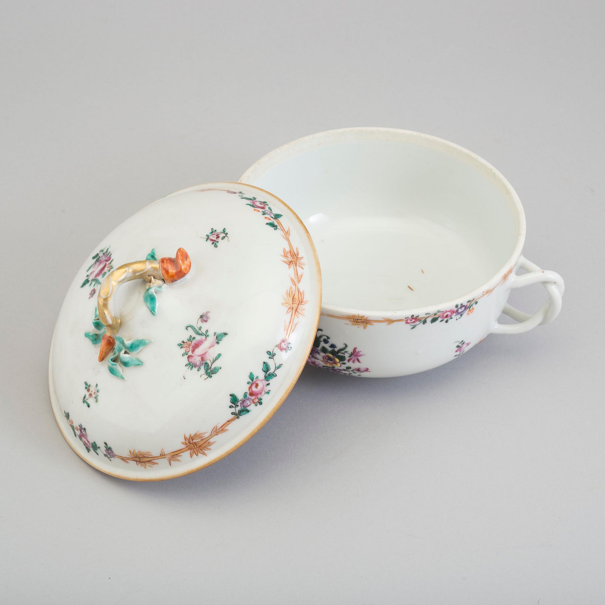 TERRIN med LOCK, kompaniporslin. Qing dynastin, Qianlong (1736-95).