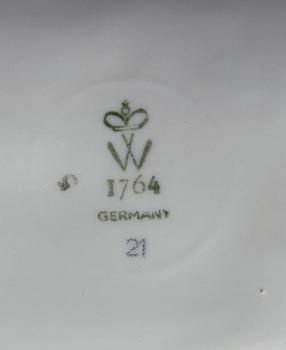 FIGURINER, 2 st, porslin, 1900-tal.