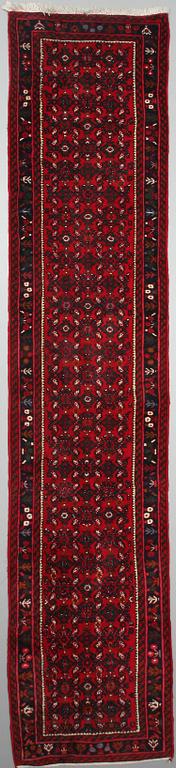 GALLERIMATTA, orientalisk. 390 x 82.