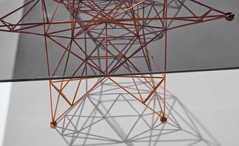matbord, "Pylon Dining Table", Tom Dixon Studio, London, efter 2014.