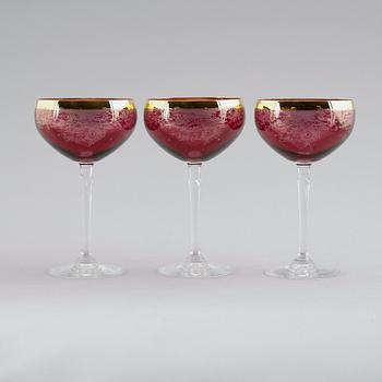 CHAMPAGNESKÅLAR, 12 st, glas, Böhmen, 1900-talets mitt.