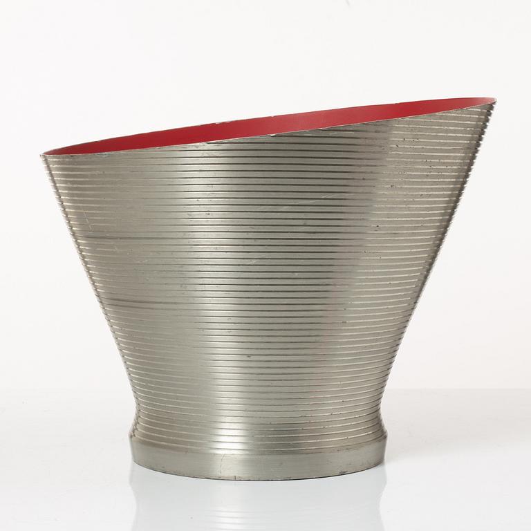 Champagne cooler, G.H. Mumm, Royal Selangor Pewter.