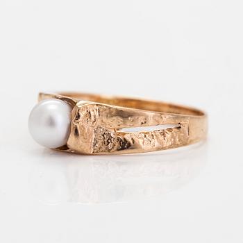 Björn Weckström,  a 14K gold 'Polar Spring' ring with a cultured pearl for Lapponia 1975.