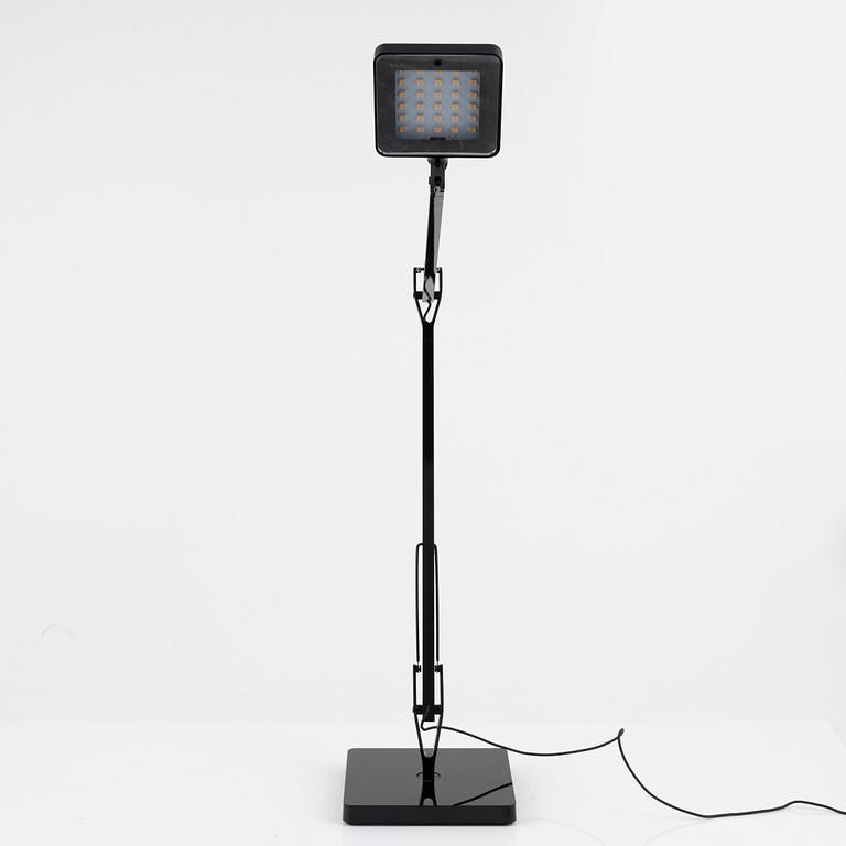 Antonio Citterio, bordslampa, "Kelvin LED", Flos, Italien.