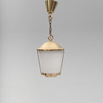 HALLAMPA, 1900-talets mitt. Höjd ca 27 cm.