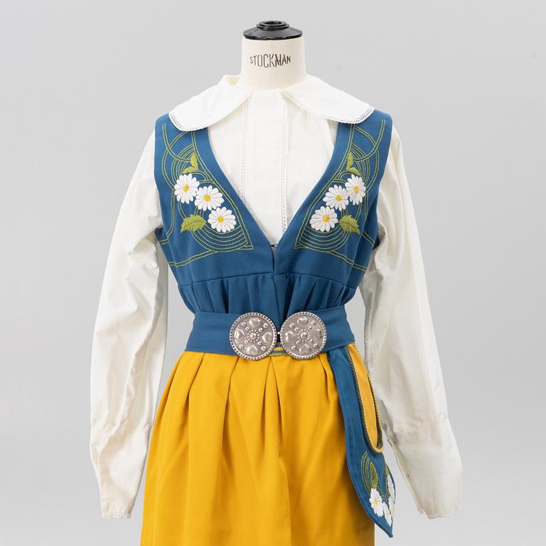A Swedish folklore costume, end of the 20th century.