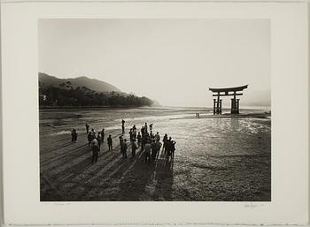 Håkan Ludwigson, photo, 2010, signed 2/23.
