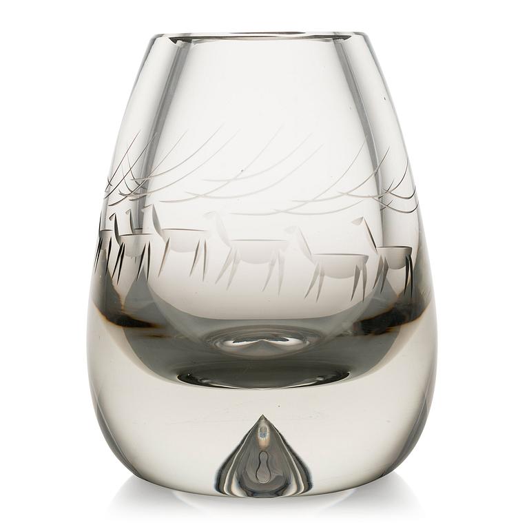ERKKI VESANTO, taidelasi, kaivertajan signeeraus Käppi, Iittala.