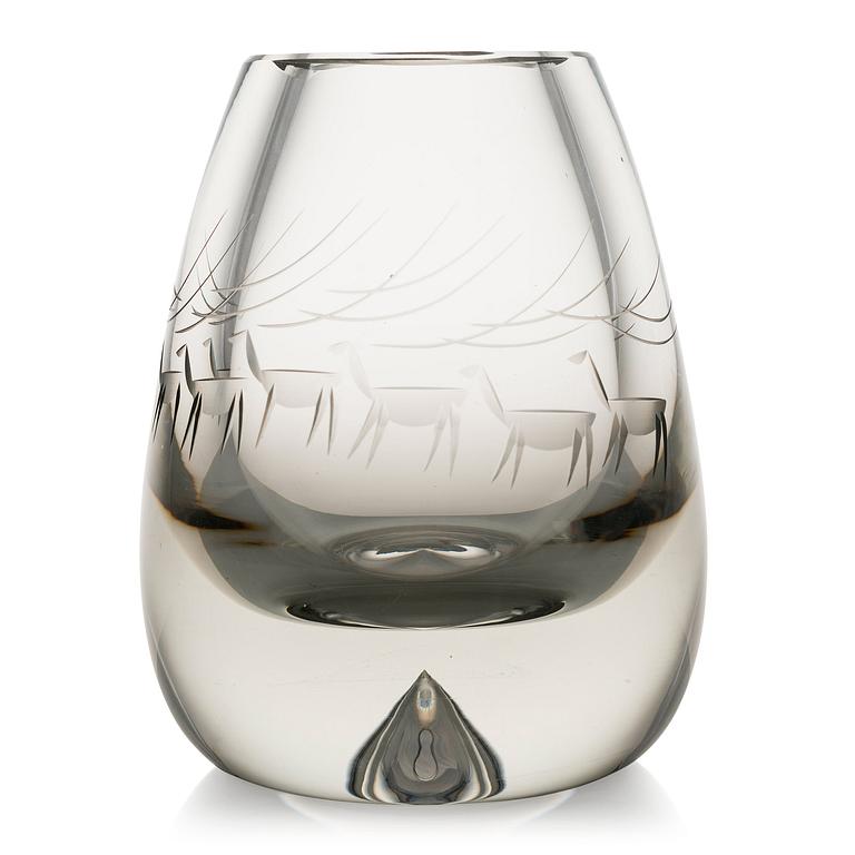 ERKKI VESANTO, an art glass, engraver's signature Käppi, Iittala.