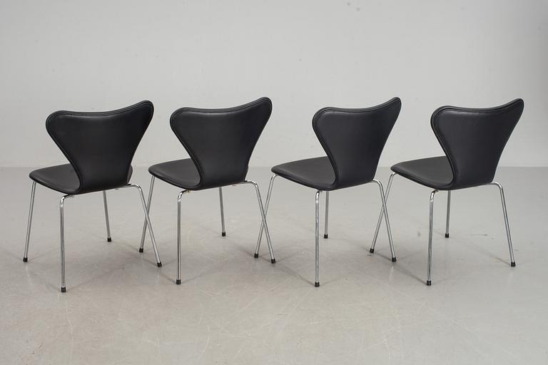 STOLAR, 4 st, "Sjuan", Arne Jacobsen, Fritz Hansen.