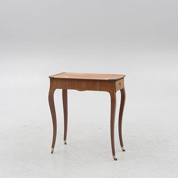 Bord, tillskrivet Jöns Efverberg (mästare i Stockholm 1768-77), Rokoko.