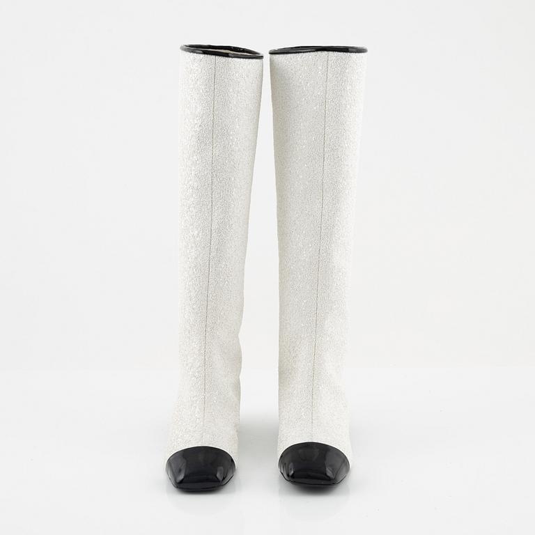 Chanel, a pair of sequin high boots, size 37.