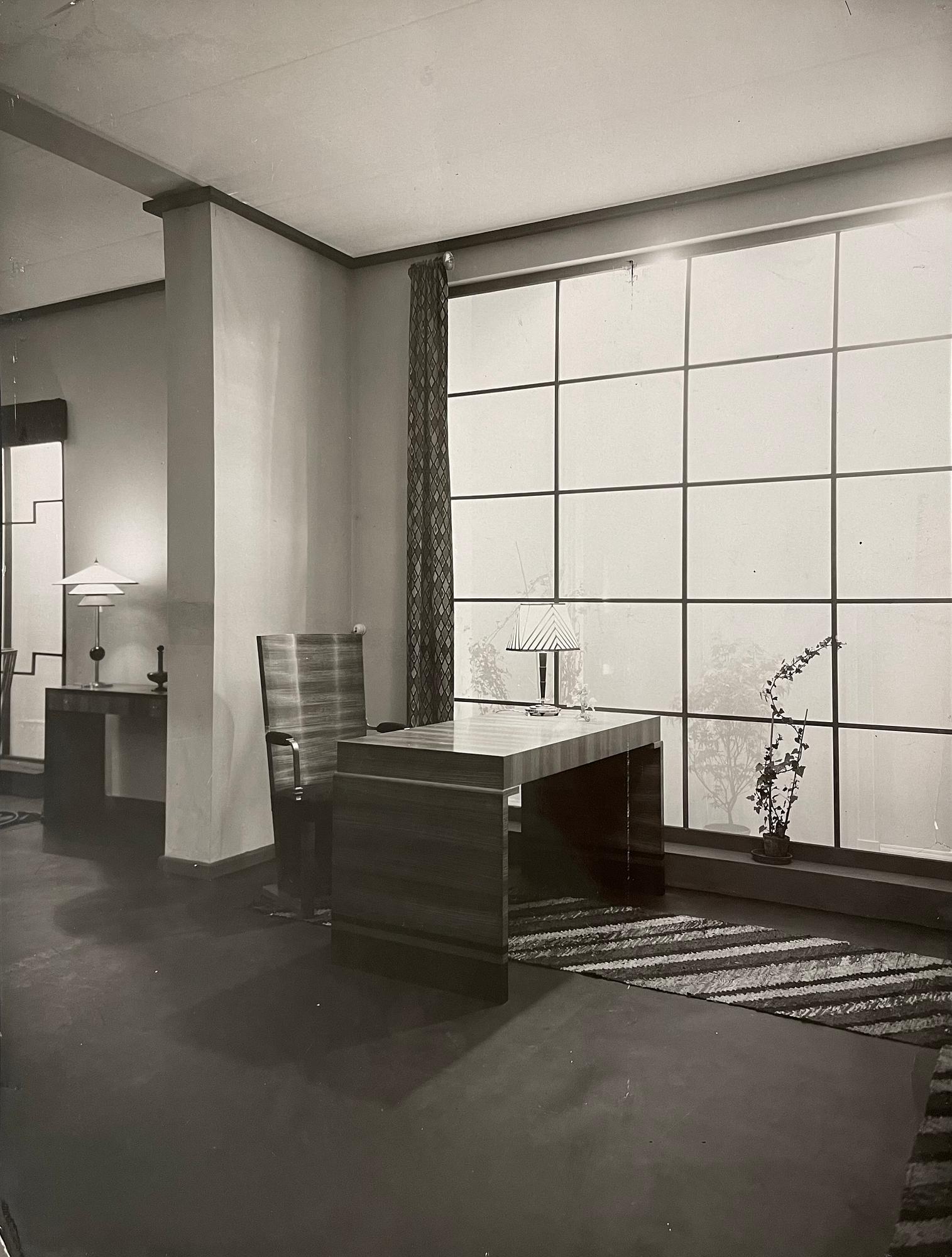 Erik Tidstrand, a table lamp, model "27222", Nordiska Kompaniet 1920-30s.