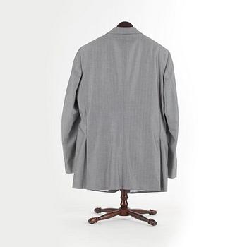 ROSE & BORN, a grey herringbone cotton suit consisting of jacket and pants. Size 54.