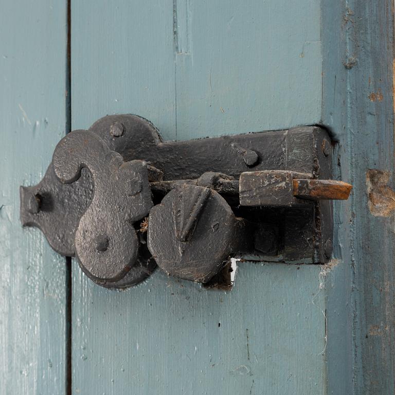 Cabinet, late Baroque, second half of the 18th century.