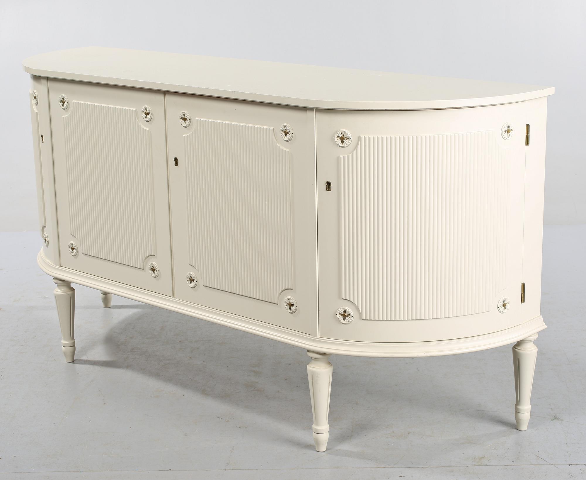 SIDEBOARD, gustaviansk stil, 1900-talets andra hälft.