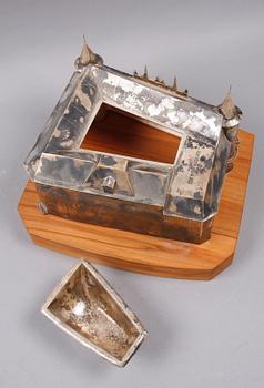 MODELLHUS, sterlingsilver, Jan Lundgren, Stockholm 1988.